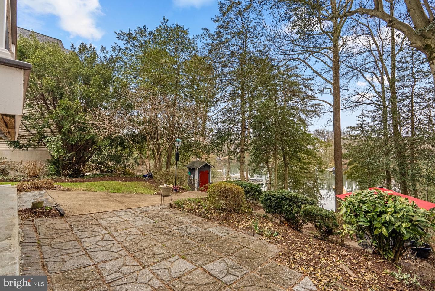 817 Dividing Road photo 38