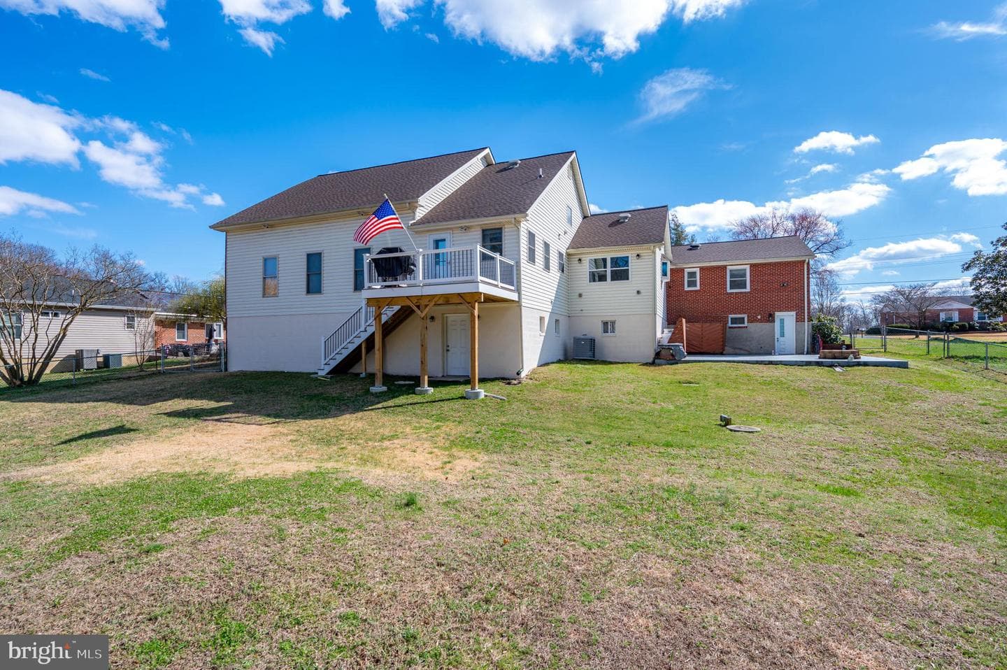 902 Hillcrest Road photo 40
