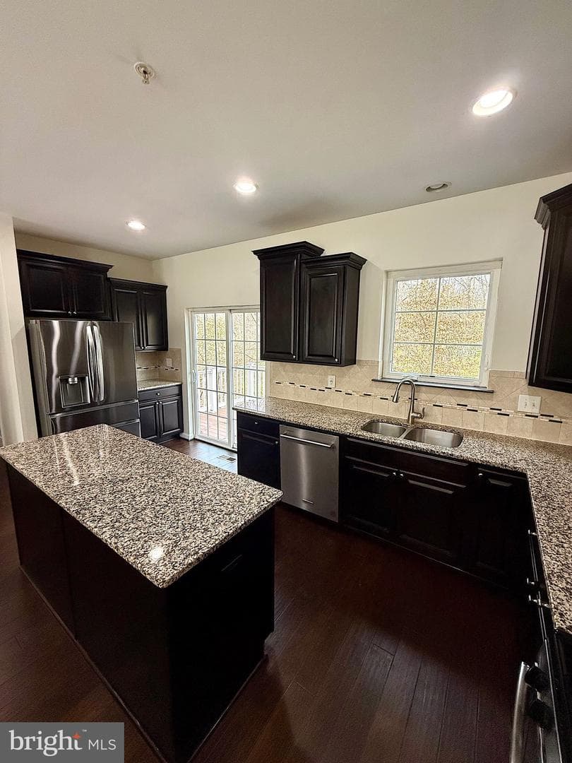 630 Bracey Drive photo 5