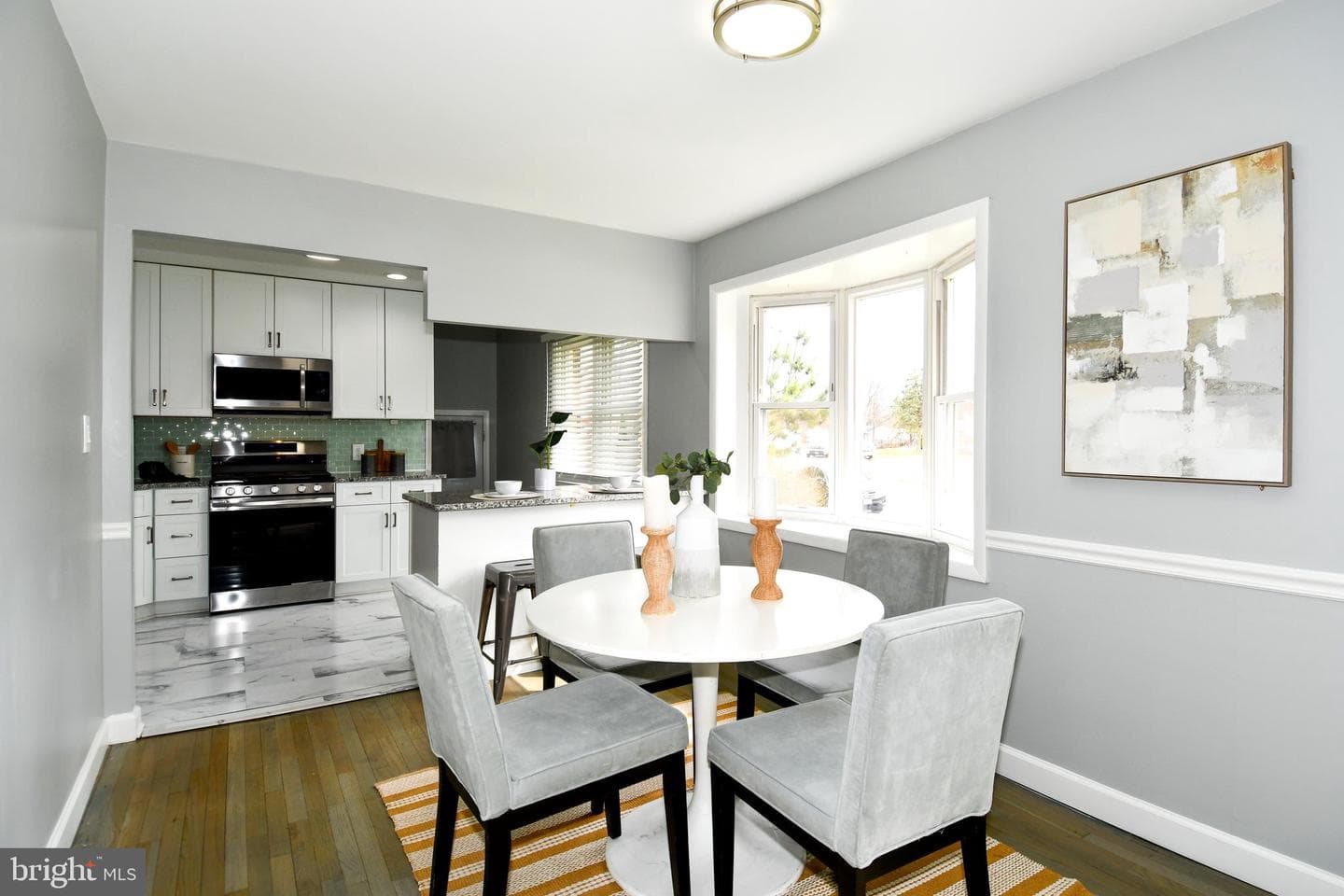 1302 Whitman Drive photo 4