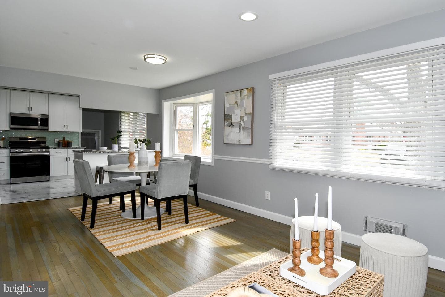 1302 Whitman Drive photo 5