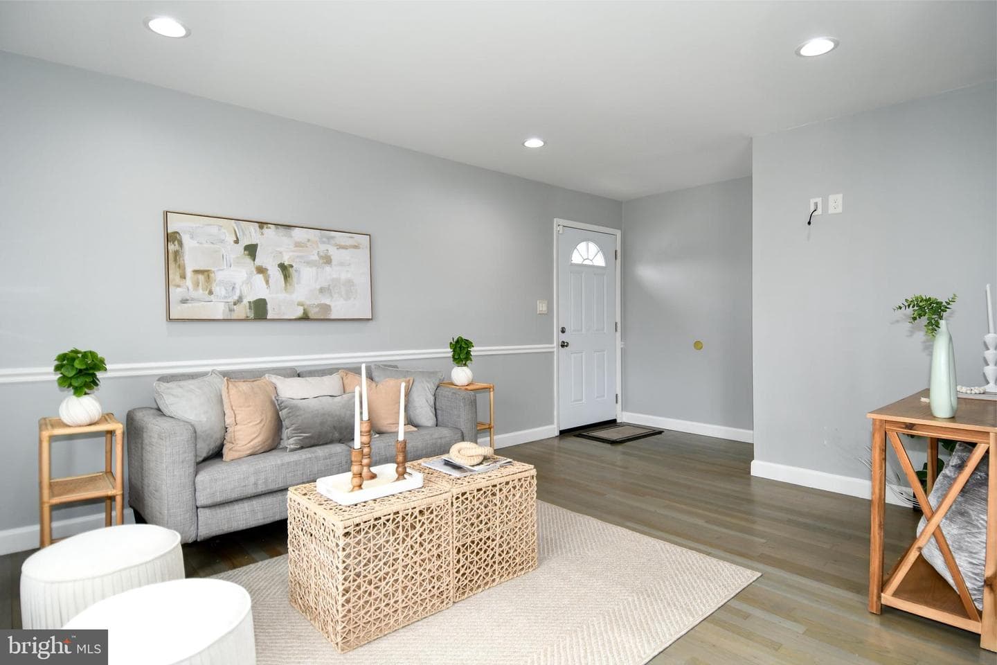 1302 Whitman Drive photo 6