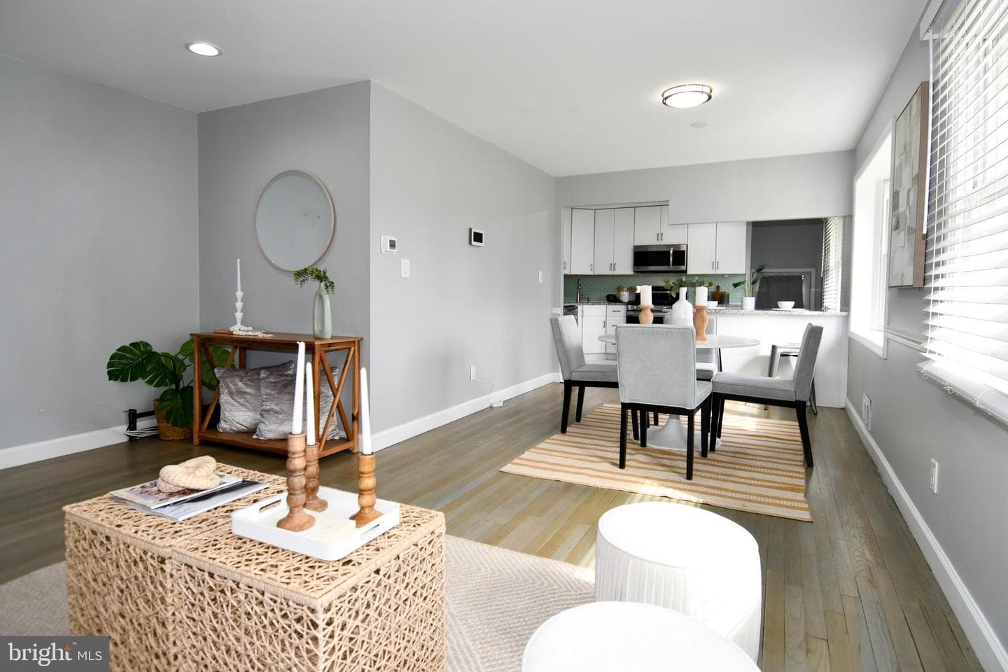 1302 Whitman Drive photo 9