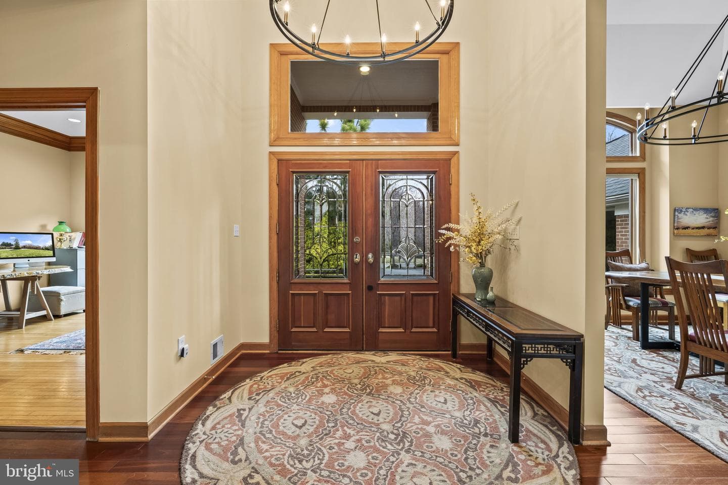 615 Traveller Court photo 12
