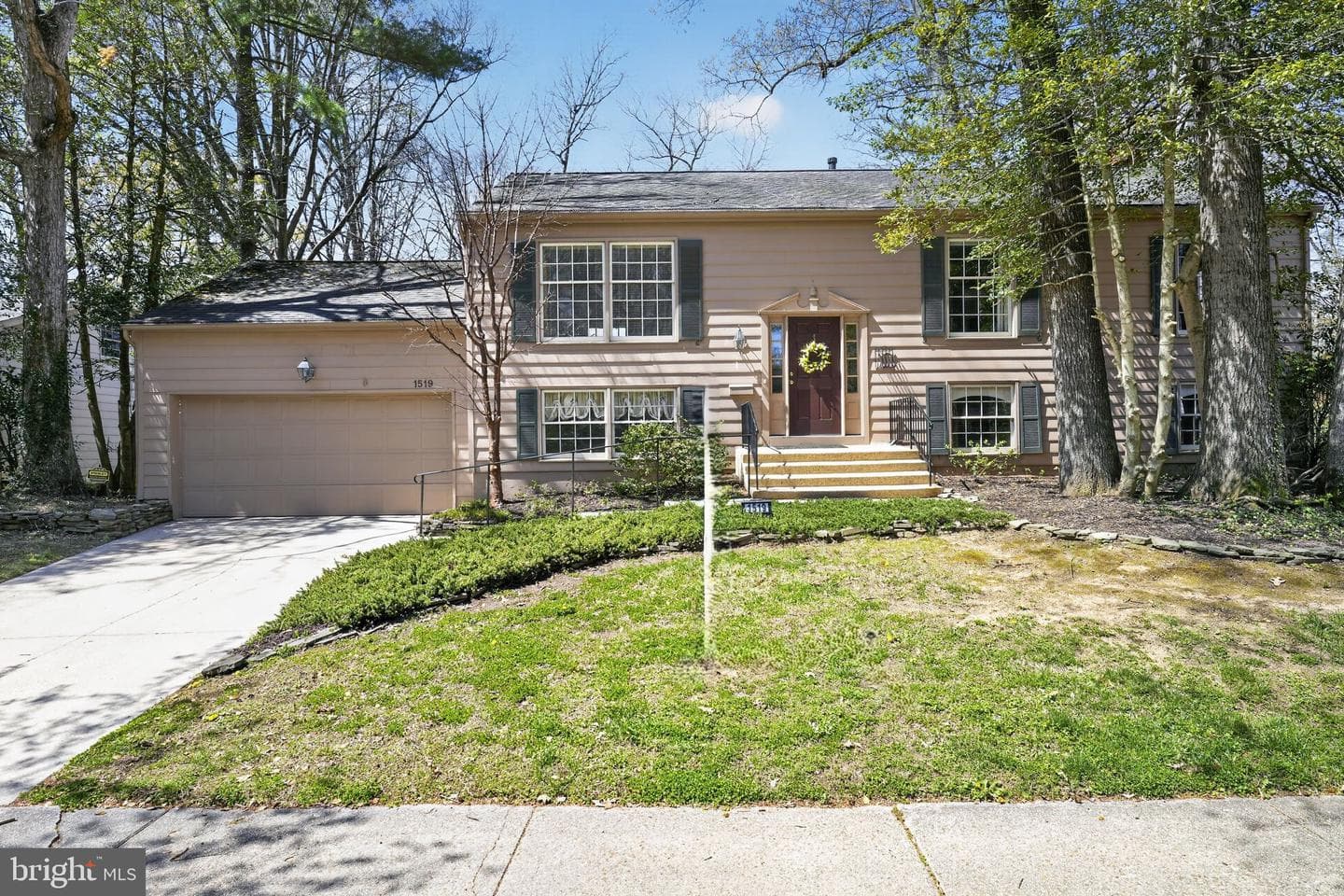 1519 Crofton Parkway