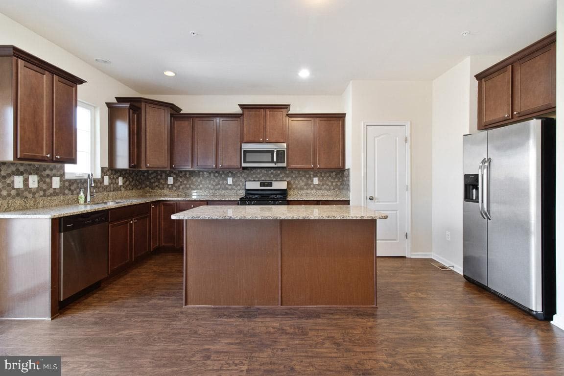 520 Kinglets Roost Lane photo 2