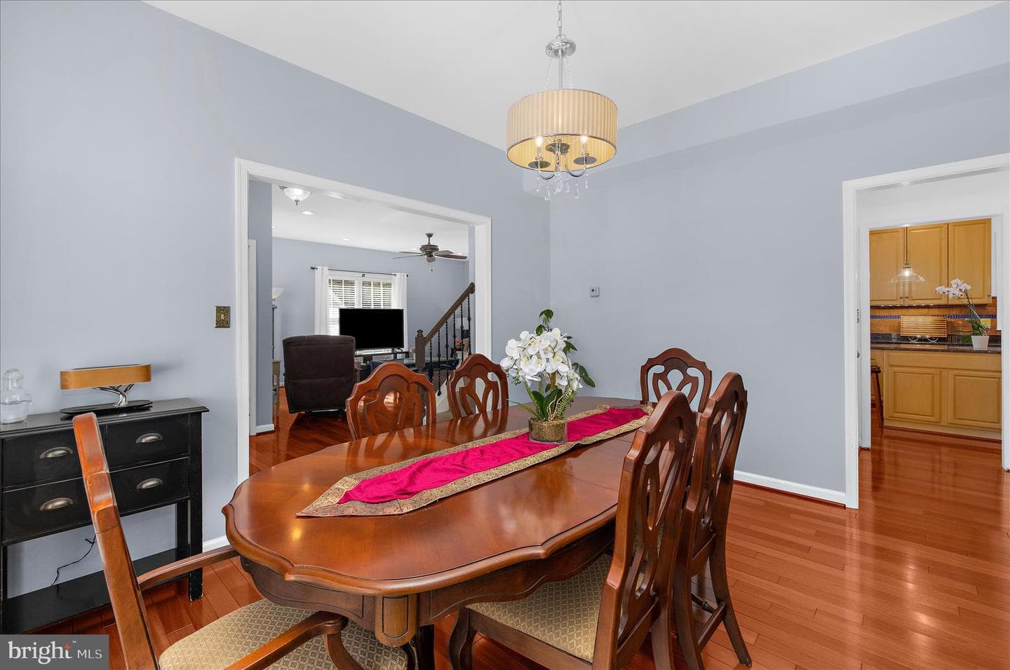 92 Clifford Boulevard photo 11