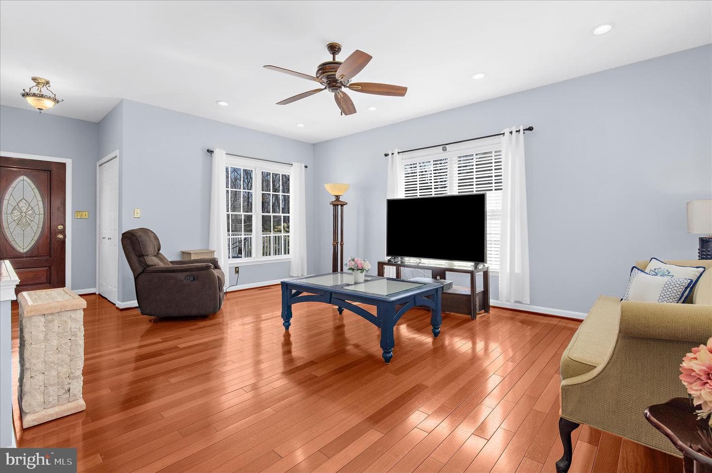 92 Clifford Boulevard photo 5