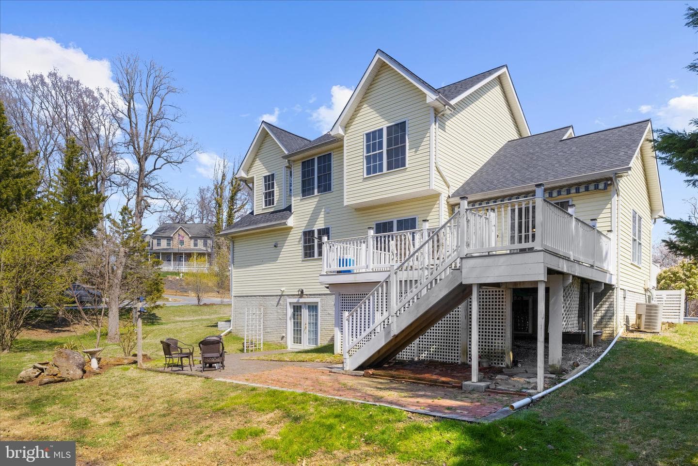 92 Clifford Boulevard photo 50