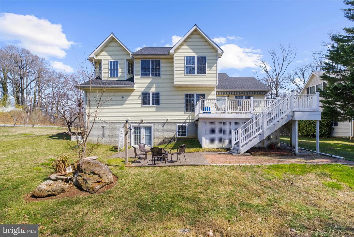 92 Clifford Boulevard photo 51