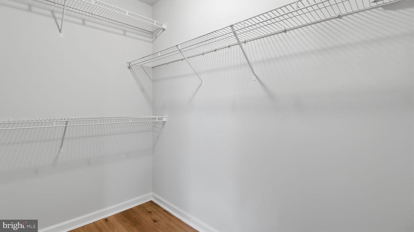 1404 Pangbourne Way photo 19