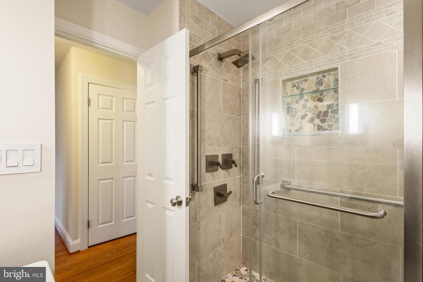 115 Edgemere Drive photo 11