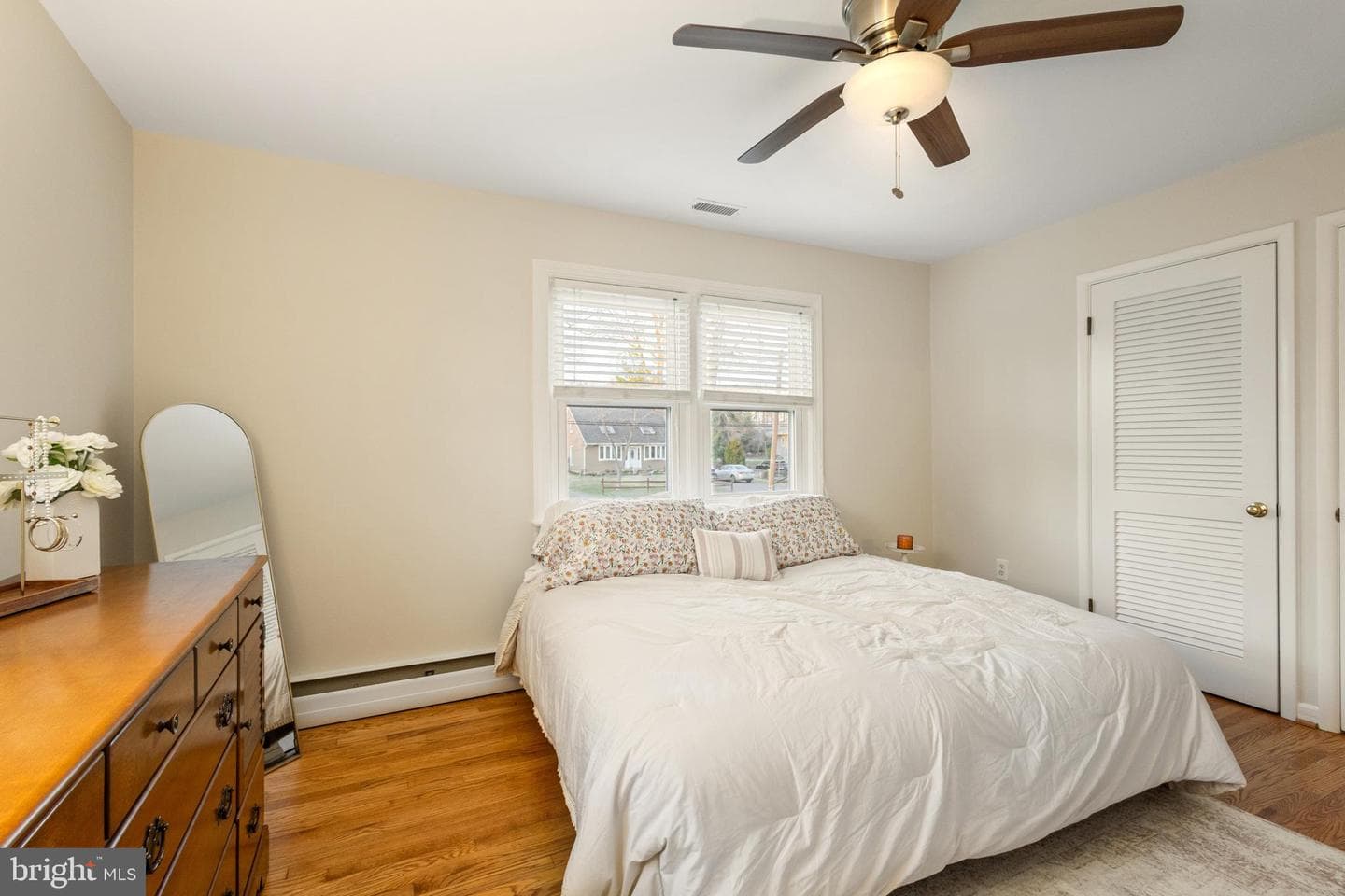 115 Edgemere Drive photo 13
