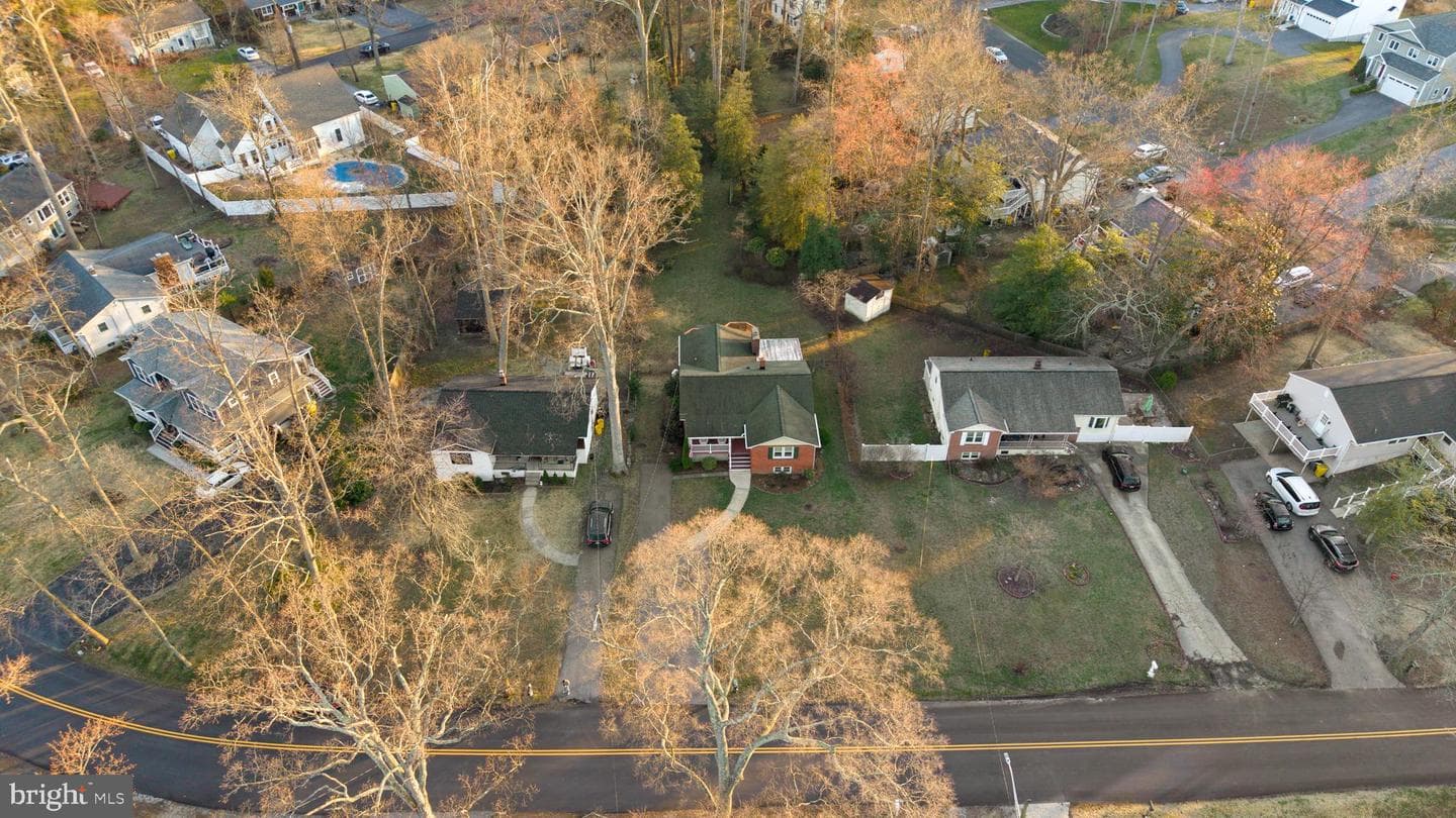 115 Edgemere Drive photo 27
