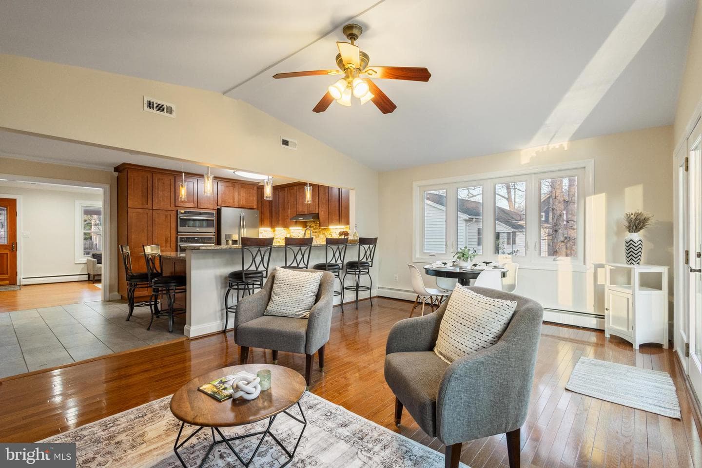 115 Edgemere Drive photo 8