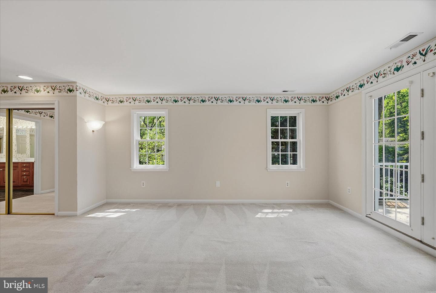 317 White Plains Court photo 27