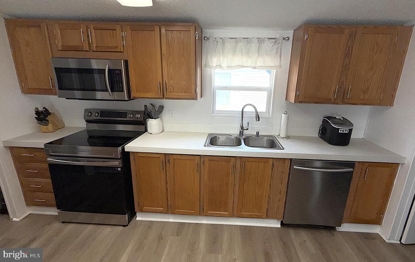 1503 Berkley Court #trlr C photo 9