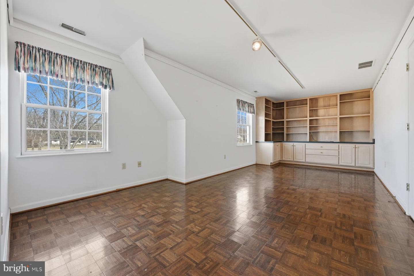 107 W Bay View Drive photo 35
