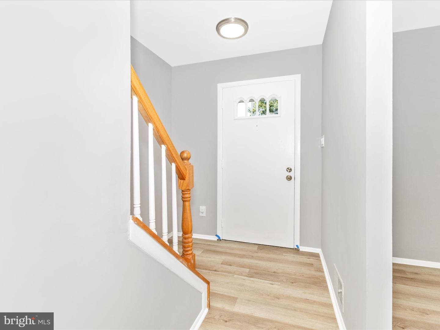 1804 Aberdeen Circle photo 3