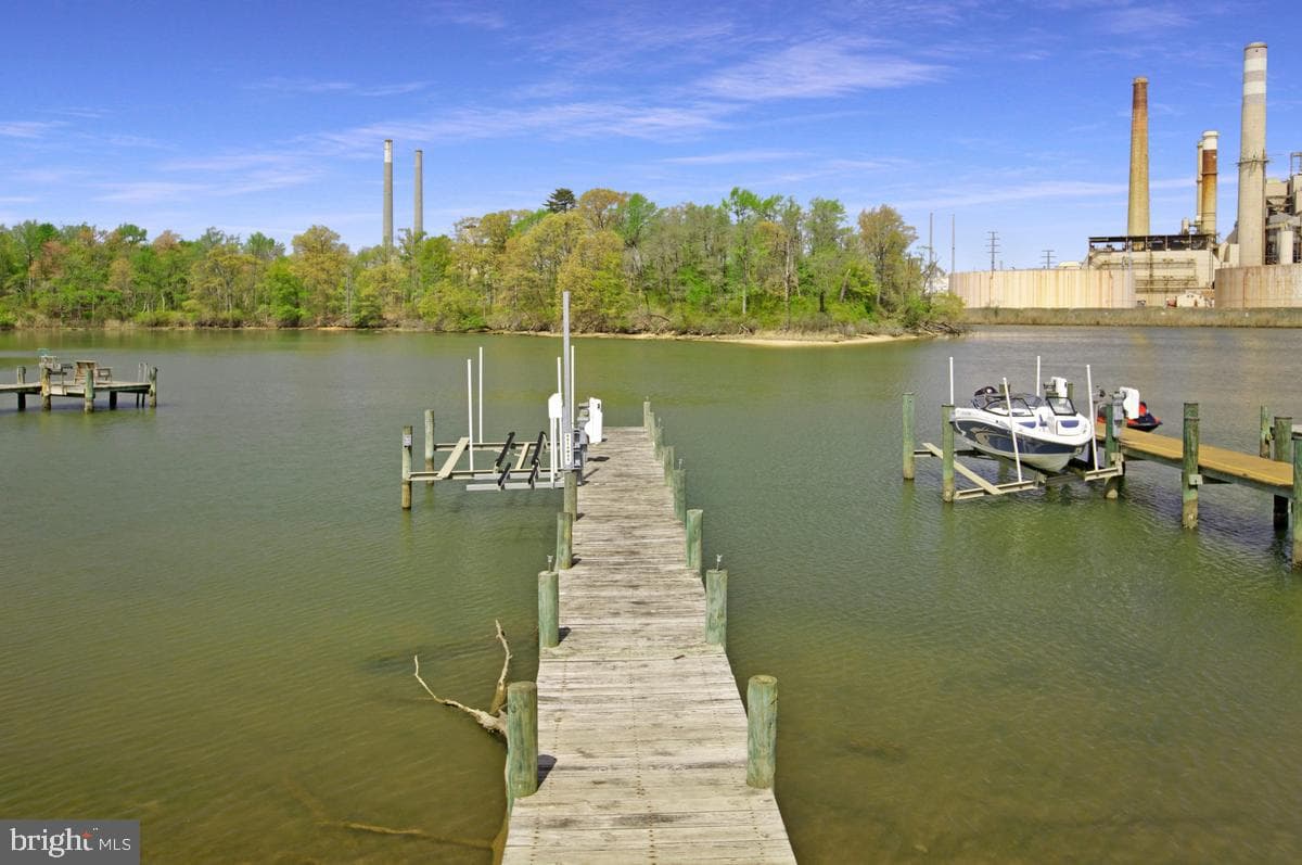 7801 Waterview photo 40