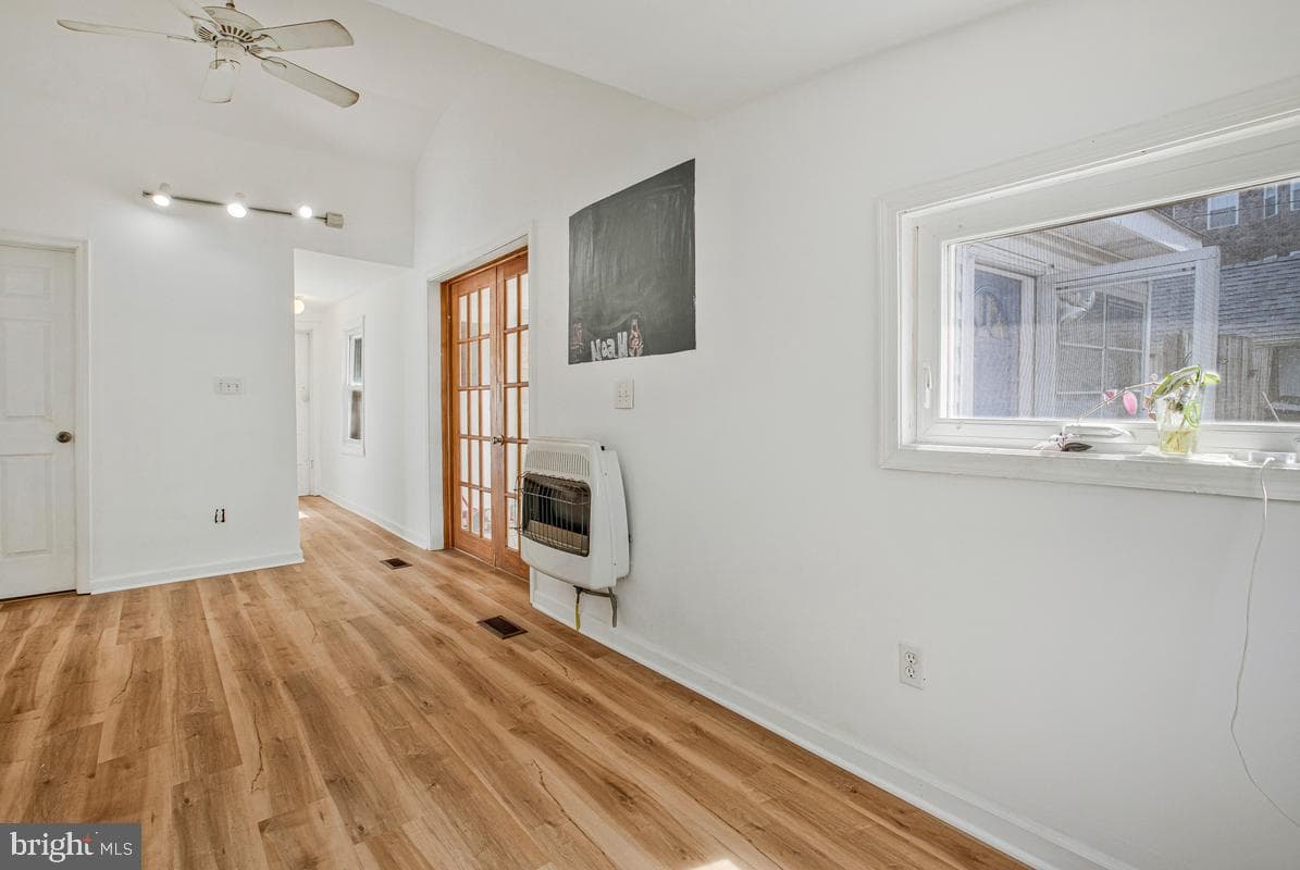 7801 Waterview photo 6