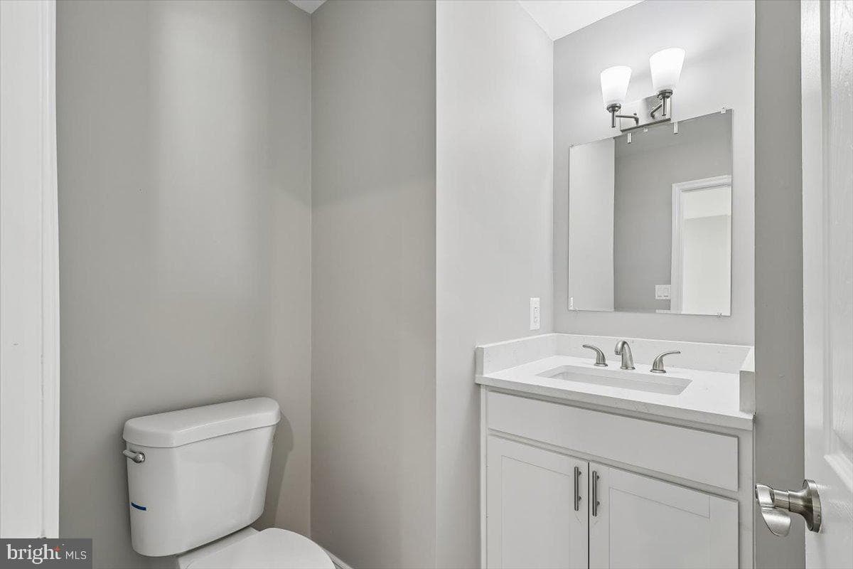1160 Oak Avenue photo 18