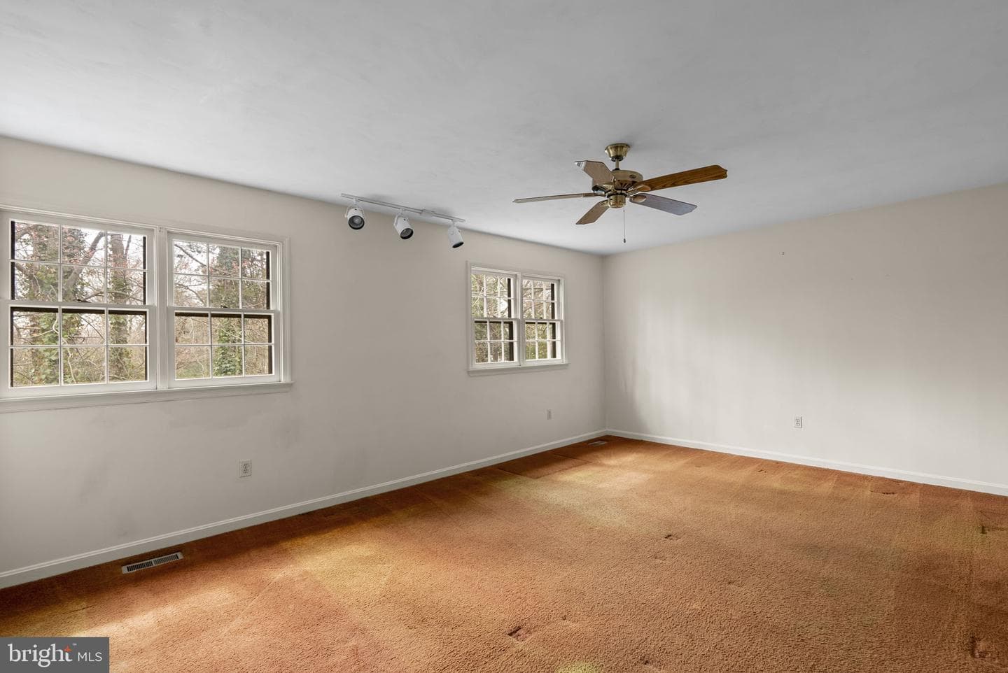 235 Pawtucket Court photo 16