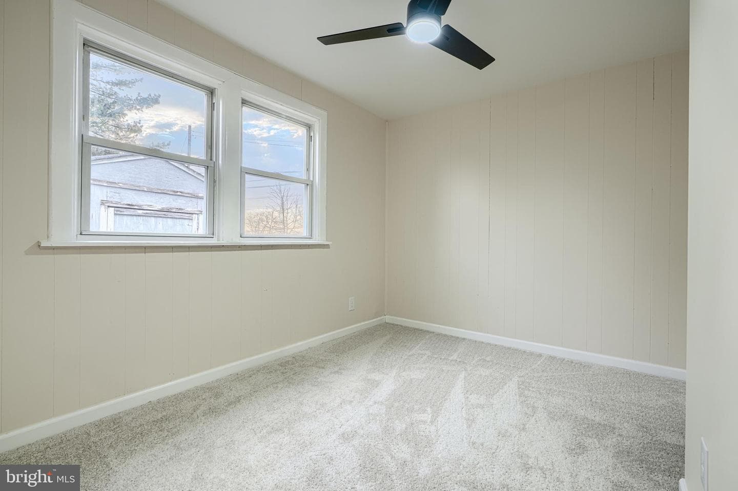 5902 Helfrich Road photo 17