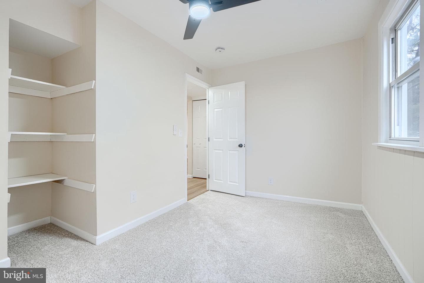 5902 Helfrich Road photo 18