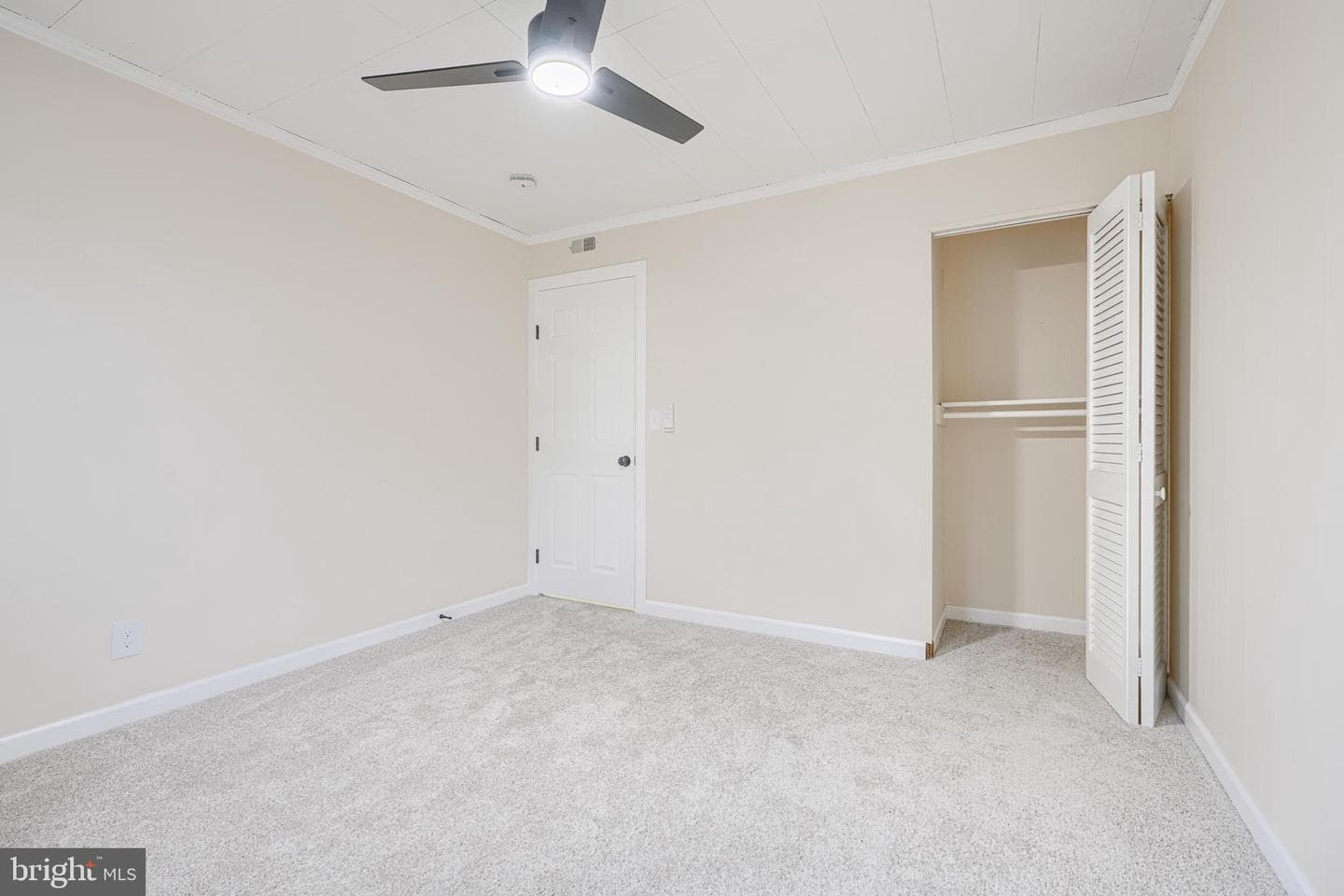 5902 Helfrich Road photo 22