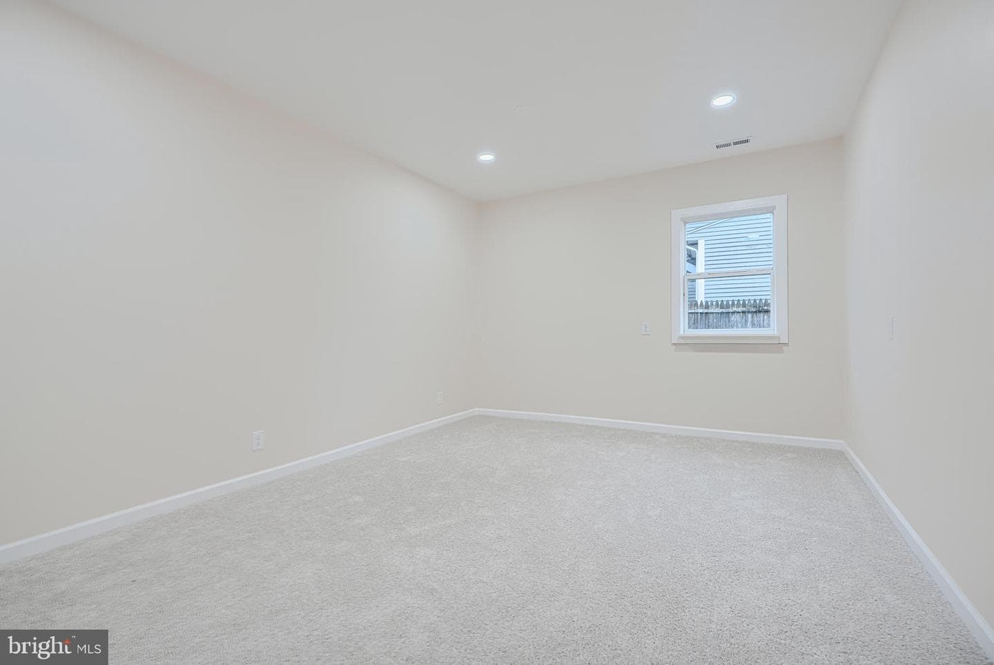5902 Helfrich Road photo 27
