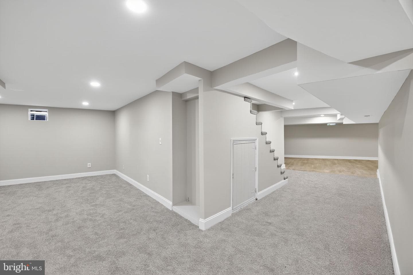 511 Sylvan Way photo 28
