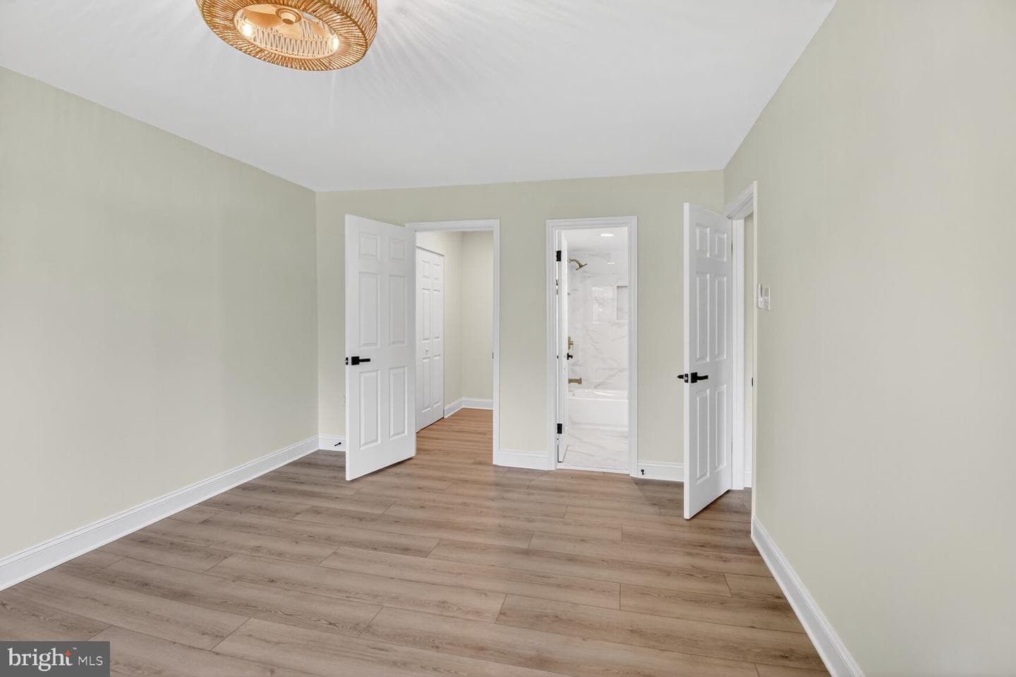 205 Victor Parkway #205d photo 11