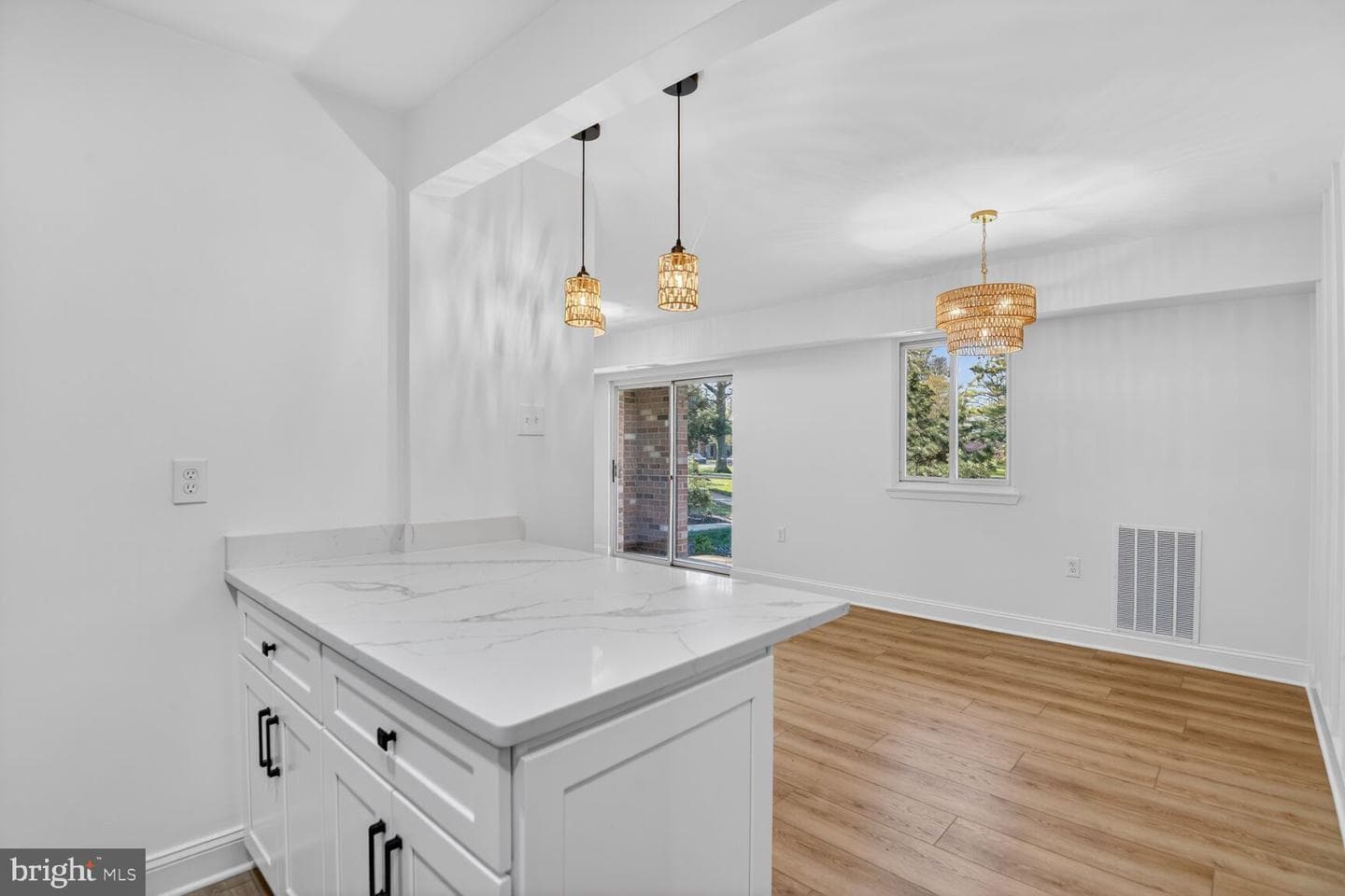 205 Victor Parkway #205d photo 8