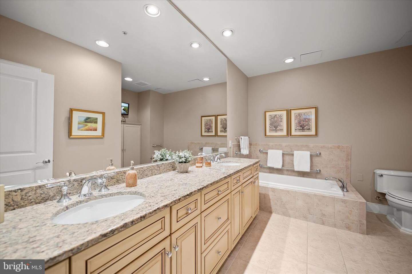 66 Franklin Street #407 photo 22