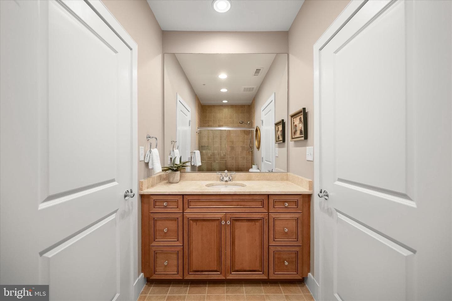 66 Franklin Street #407 photo 28