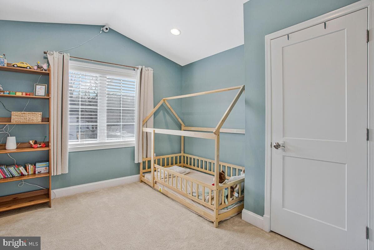 1168 Maple Avenue photo 22