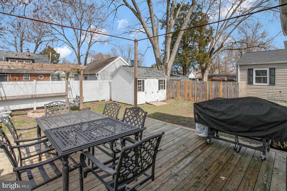 1168 Maple Avenue photo 28