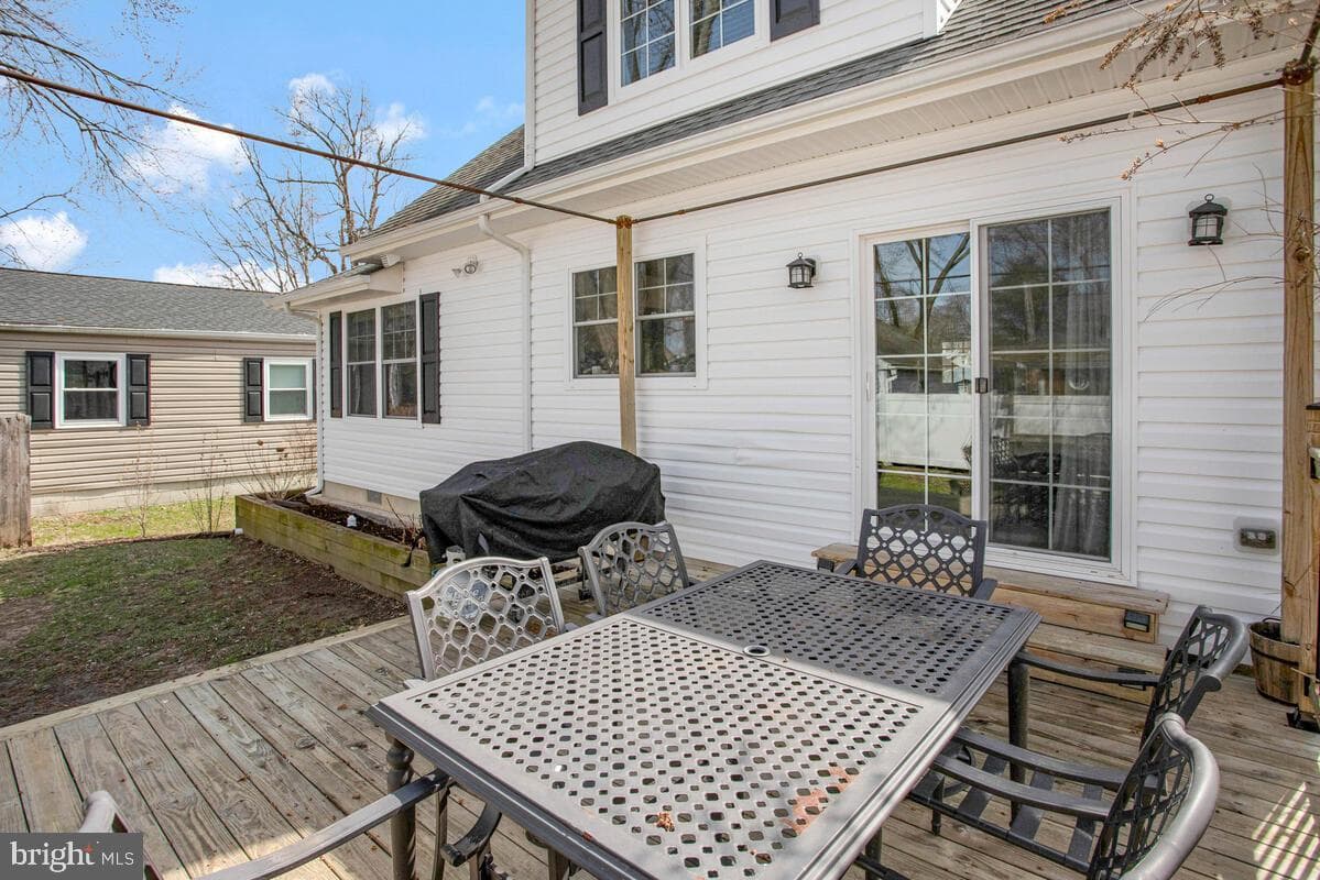 1168 Maple Avenue photo 30