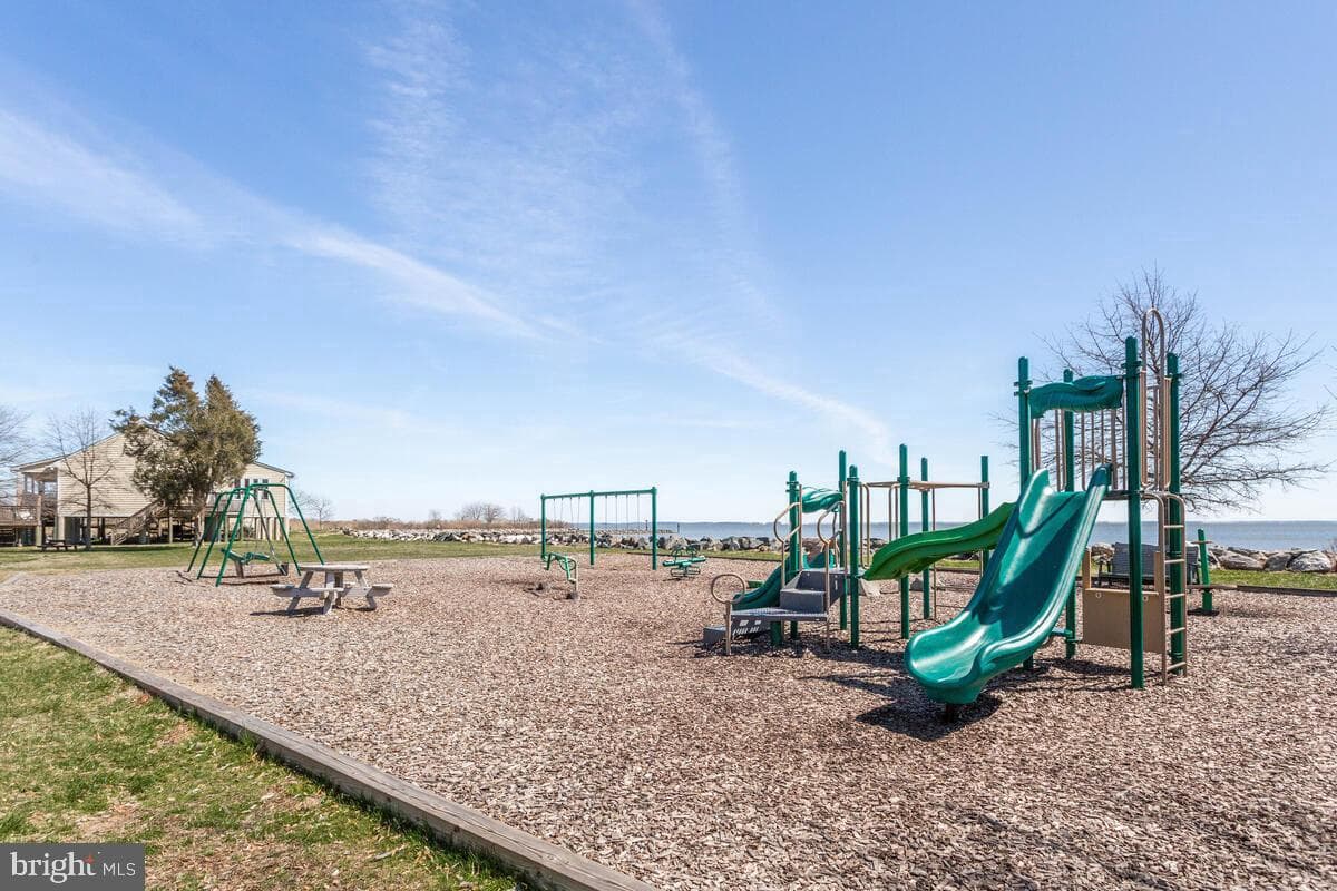 1168 Maple Avenue photo 40