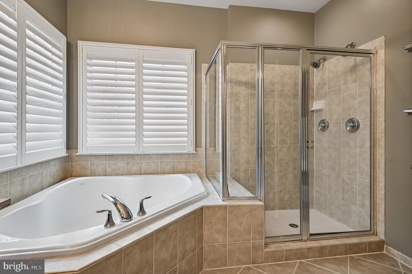 706 Drake Way photo 24