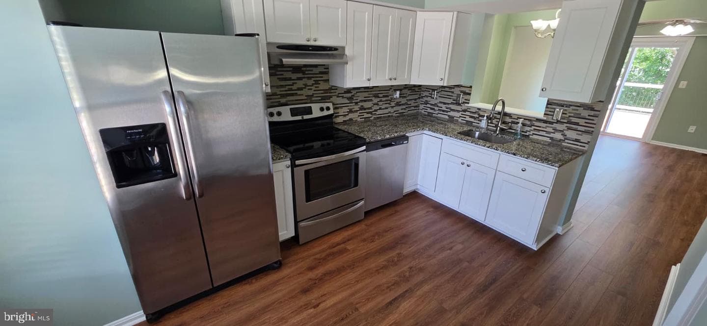 1346 Cox Cove Court photo 4