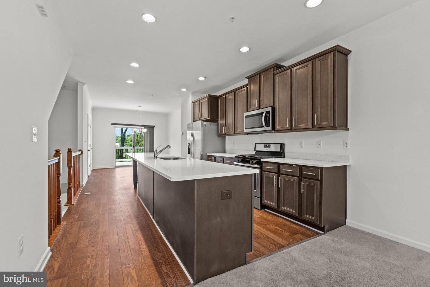 8183 Hollow Court photo 10