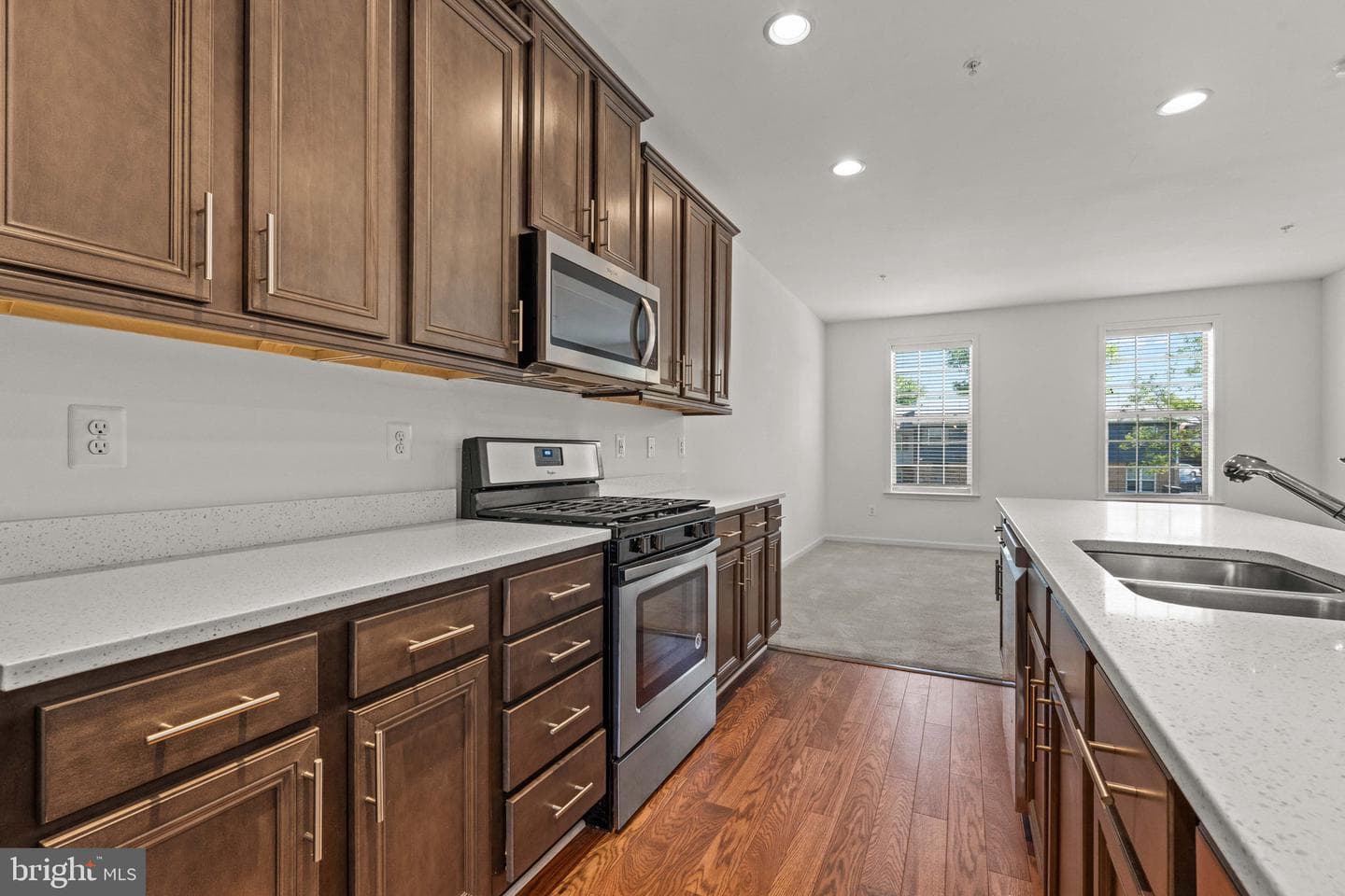 8183 Hollow Court photo 13