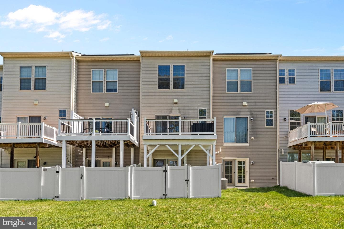 8183 Hollow Court photo 40