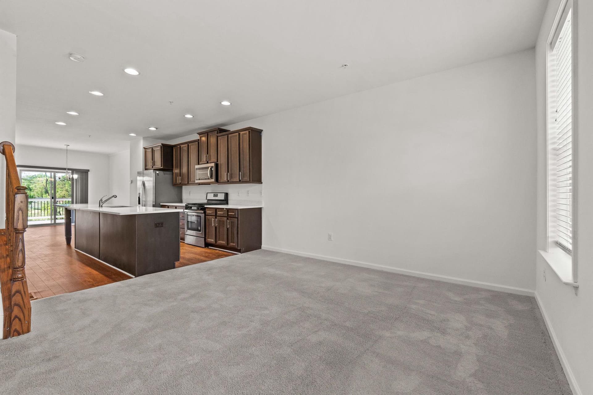 8183 Hollow Court photo 9
