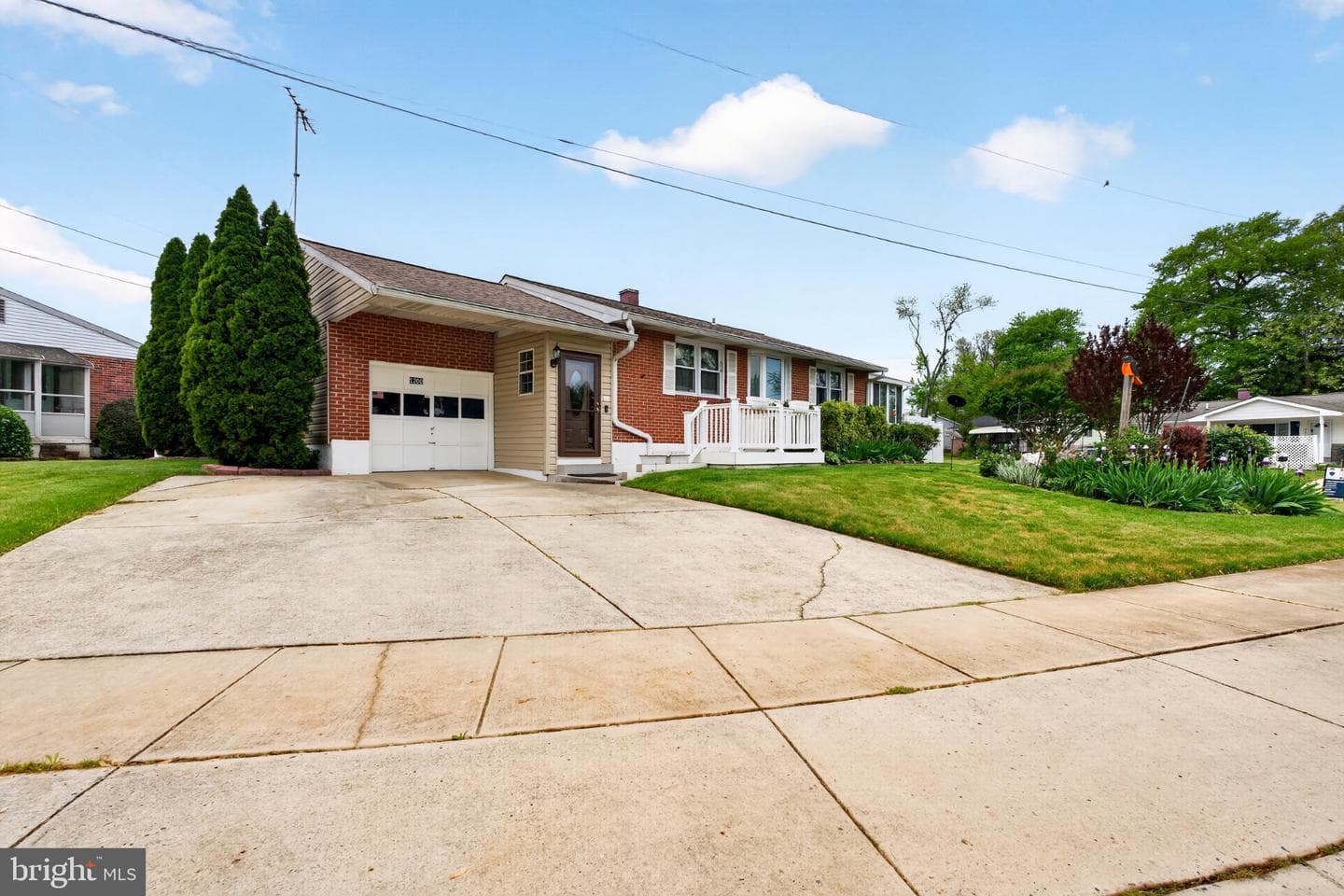 1200 Whitman Drive photo 4