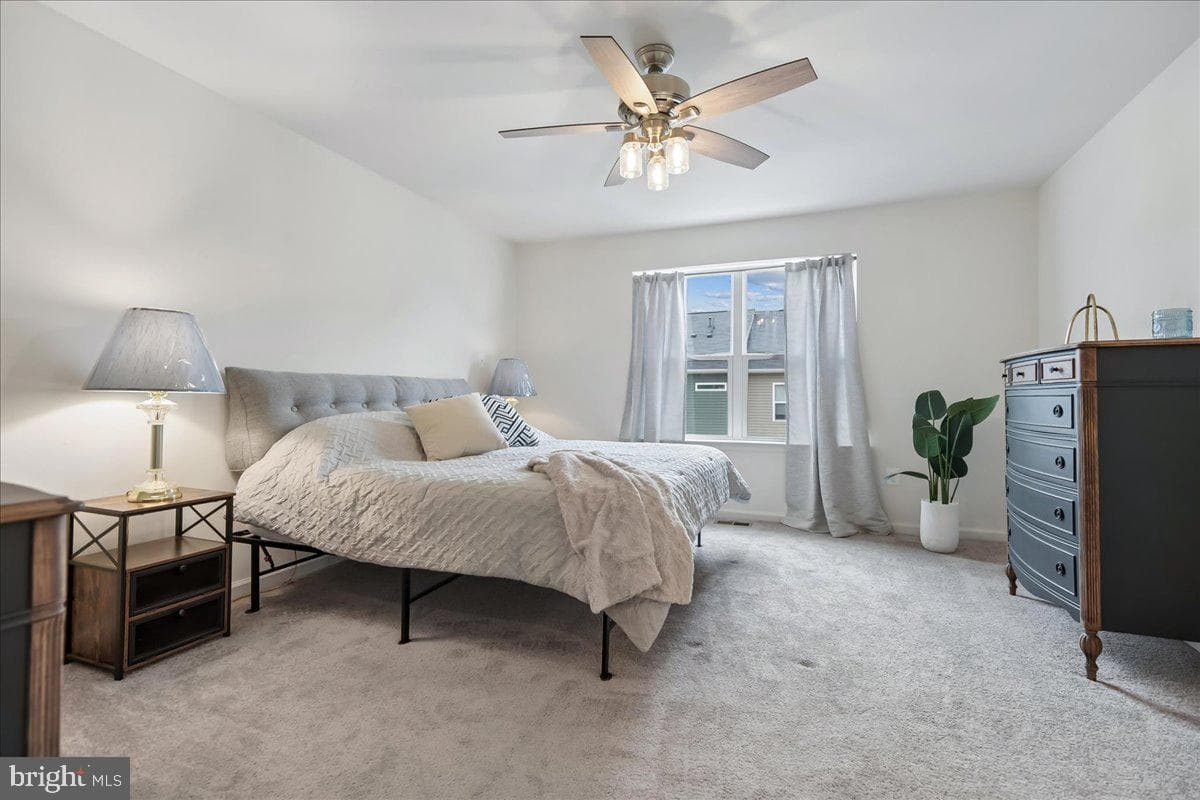1813 Iris Lane photo 14