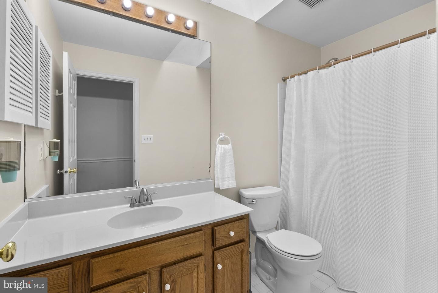 212 Ambleside Drive photo 27