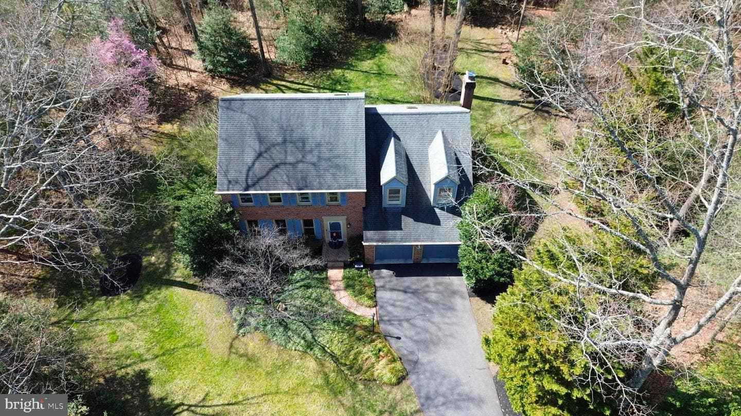 212 Ambleside Drive photo 43